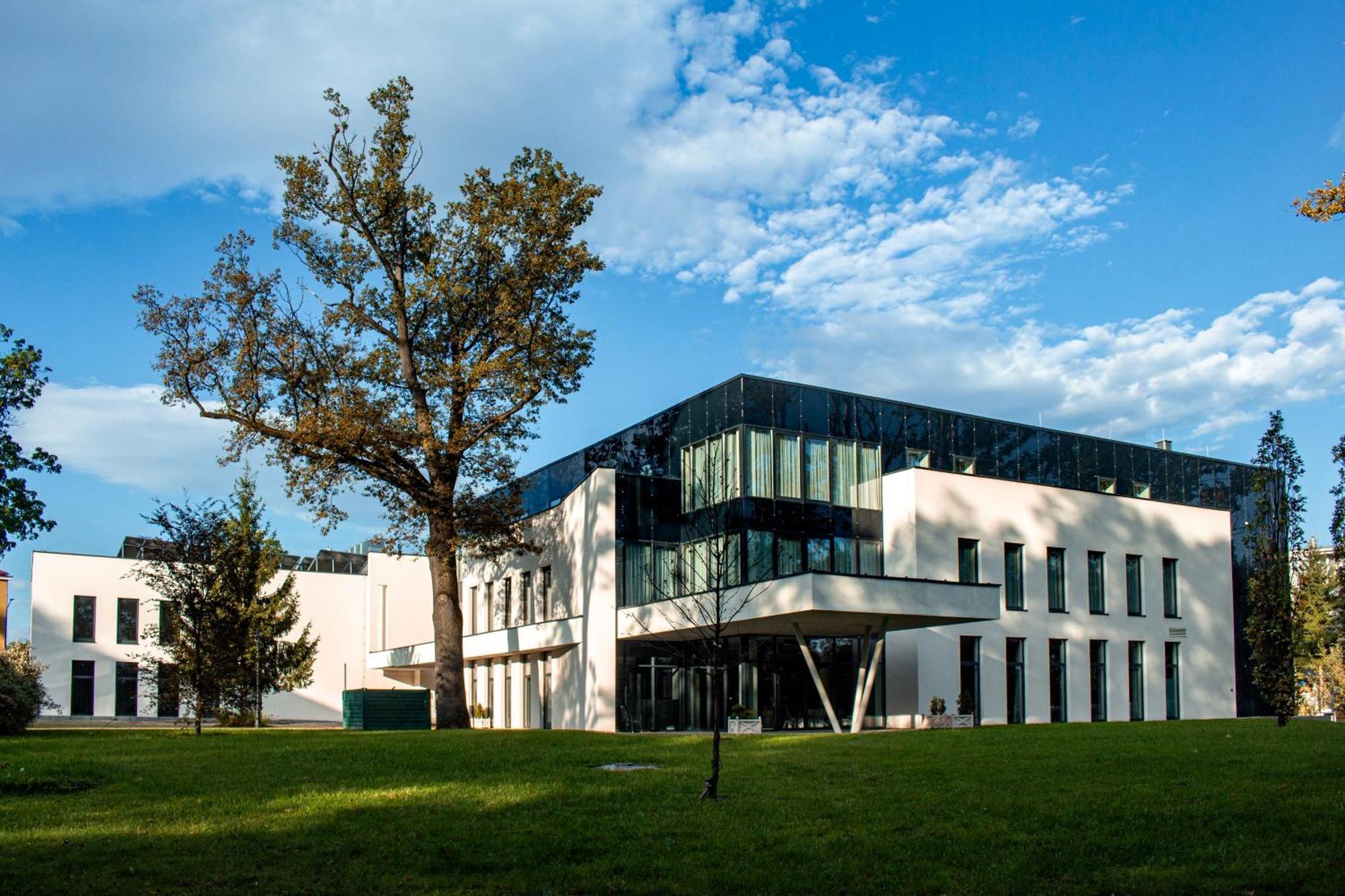 Hotel Polanka Conference Center Krosno Exterior foto