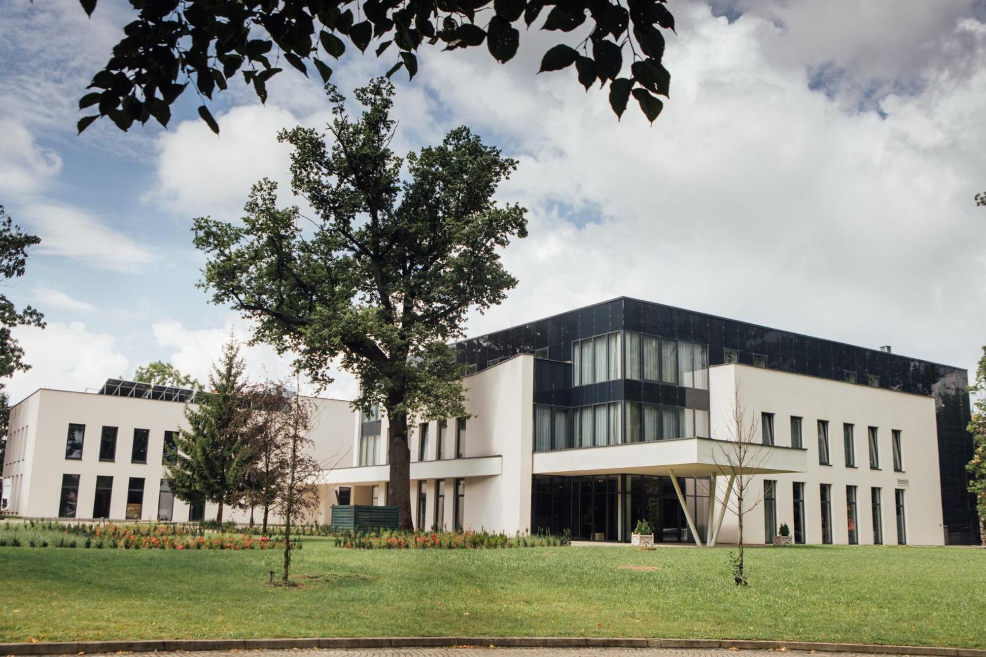 Hotel Polanka Conference Center Krosno Exterior foto